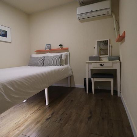 Just4U Guesthouse Seoul Bagian luar foto