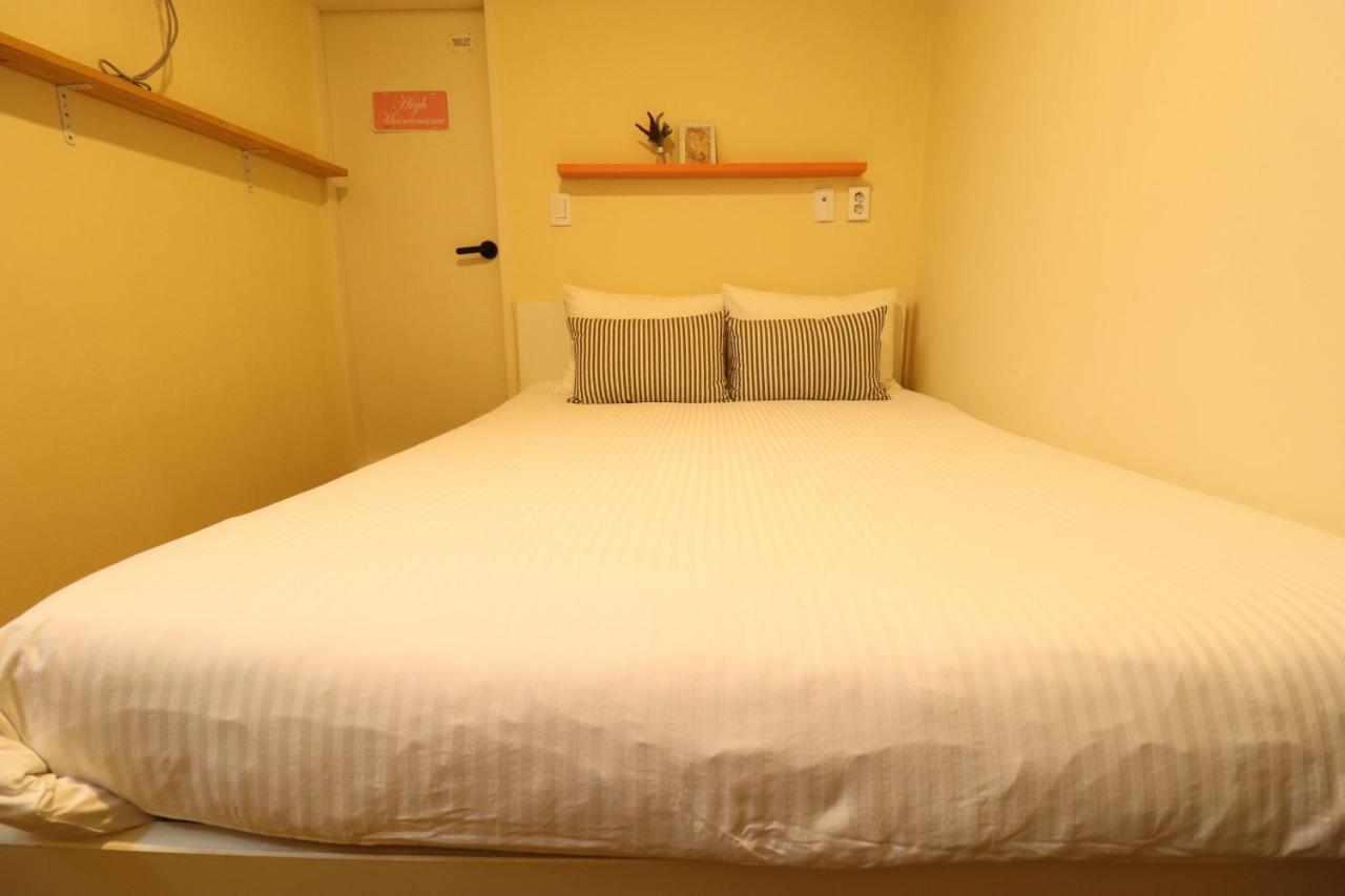 Just4U Guesthouse Seoul Bagian luar foto